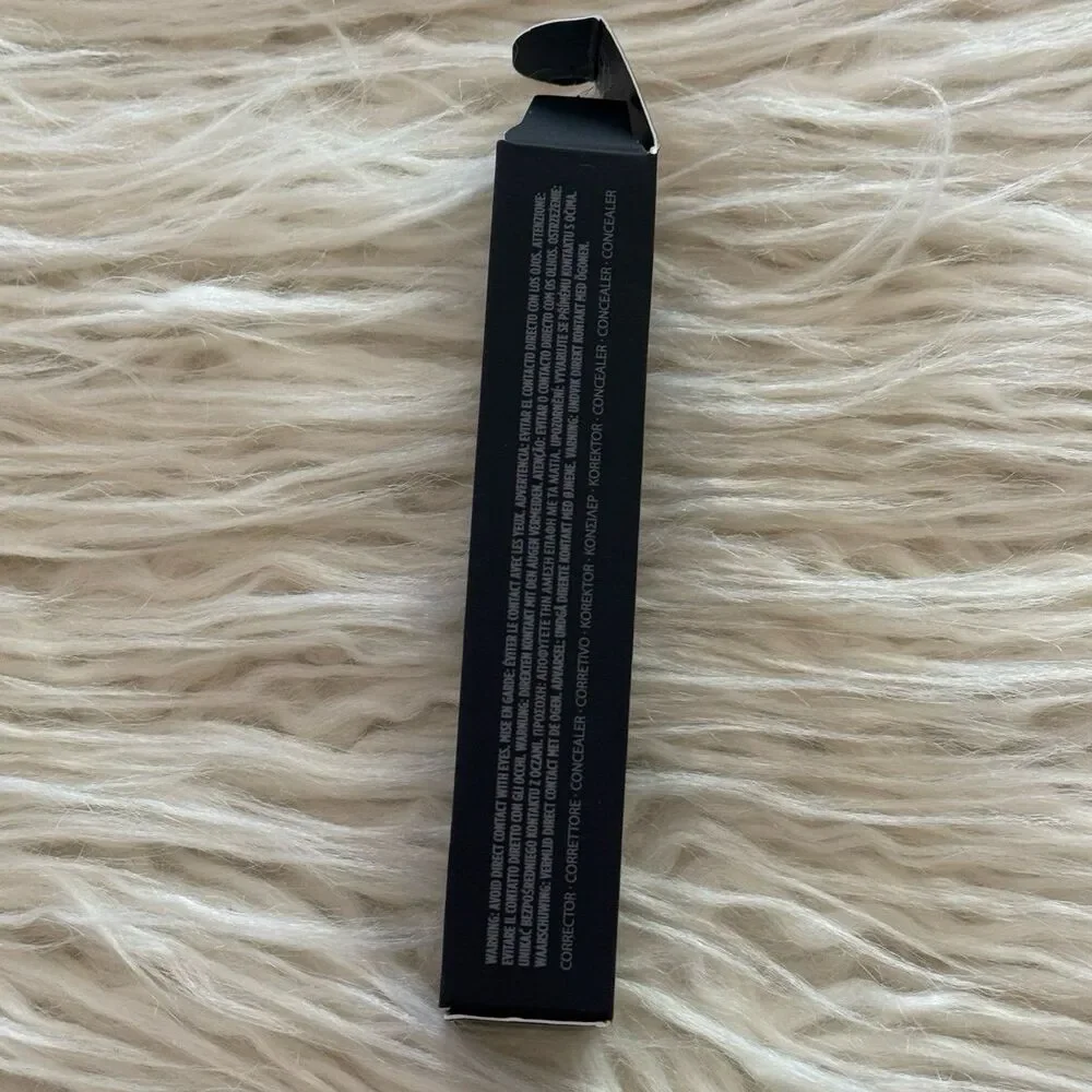 Laura Mercier Real Flawless Weightless Perfecting Serum Concealer 5W1